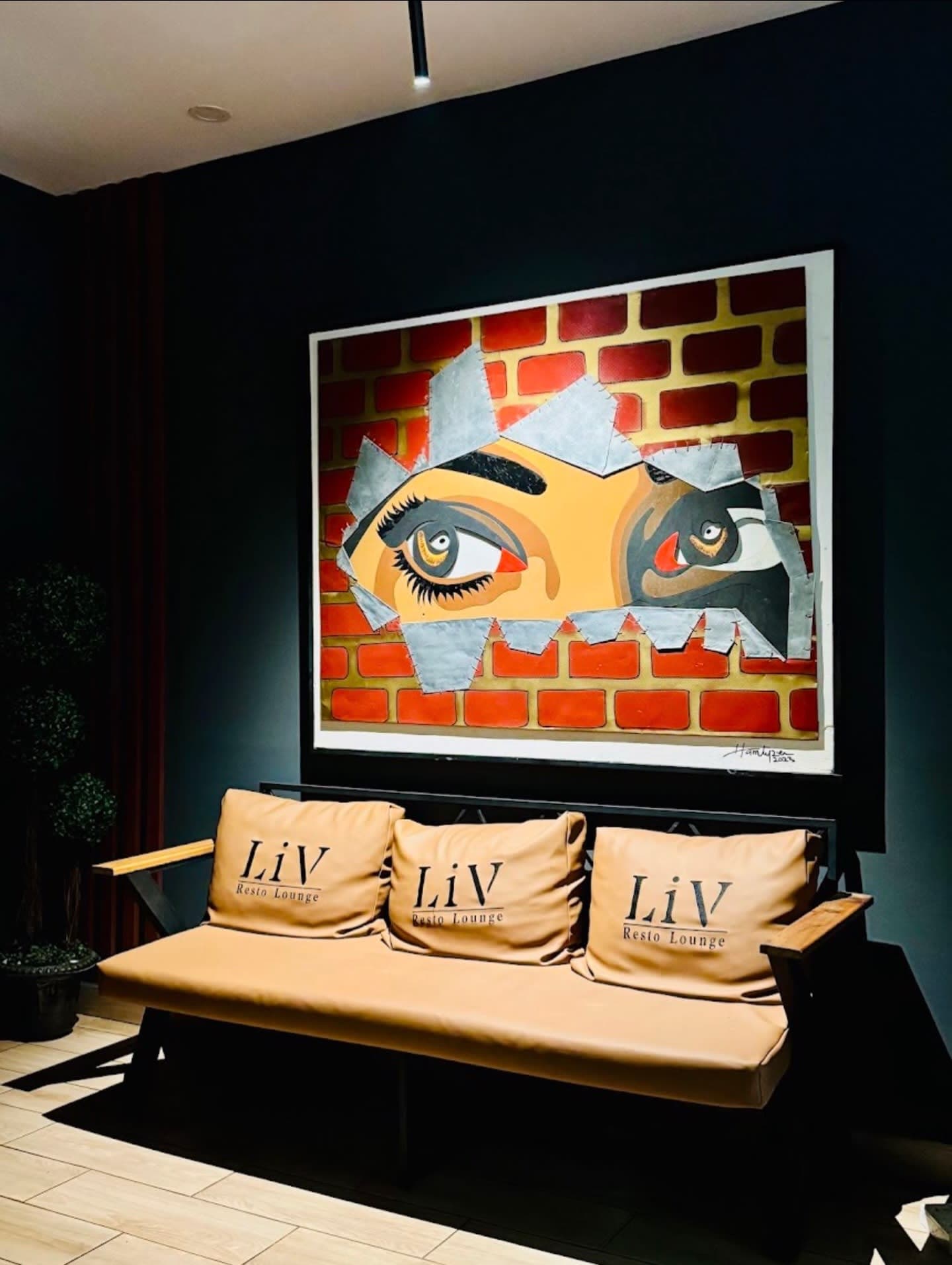 Liv Resto